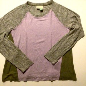Soft two-tone A-line sweatshirt